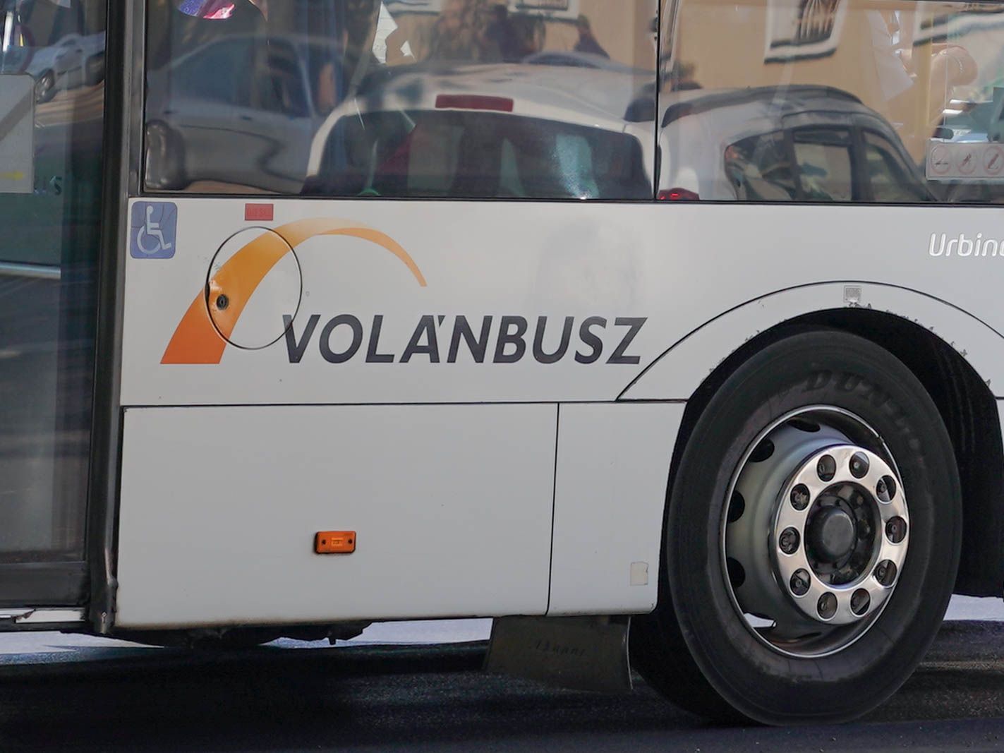 Volánbusz: ősz végétől minden járművön lehet kártyával fizetni