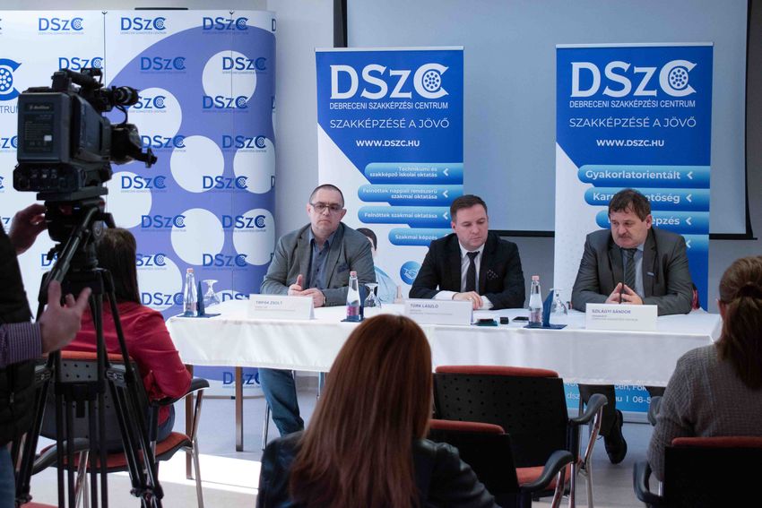 Cél a továbbtanulás előtt álló debreceni diákok megszólítása