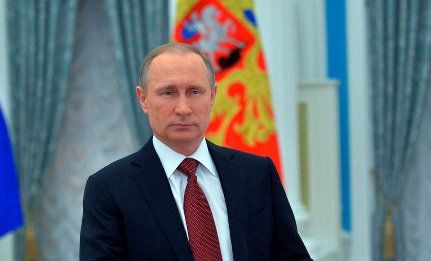 Váratlan helyen tűnt fel az orosz elnök 
