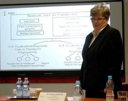 Ízlelgessük az új nevet: Nemzeti Adó- és Vámhivatal