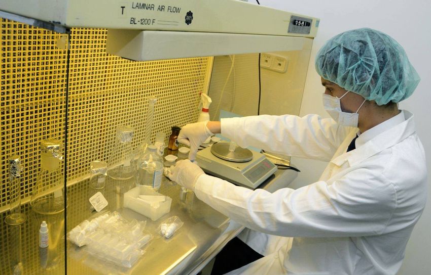 Milliárdokat költ a kormány a debreceni gyógyszertudományra