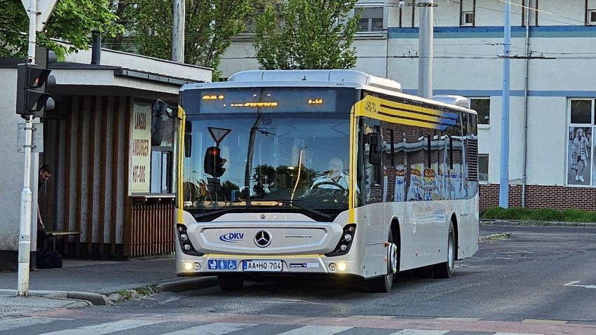 Terelőútvonalon két debreceni járat
