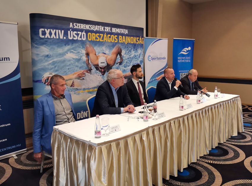 Újra Debrecenbe jönnek az úszás hazai sztárjai