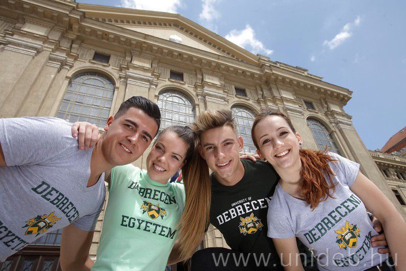 Egyre többen akarják a Debreceni Egyetemet