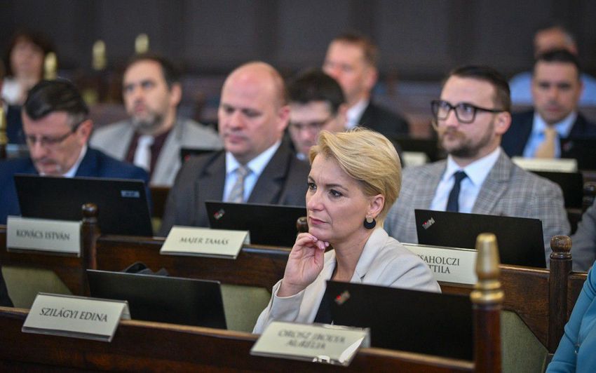 Fidesz: az LMP csak turista Debrecenben, és szennyezi a környezetet