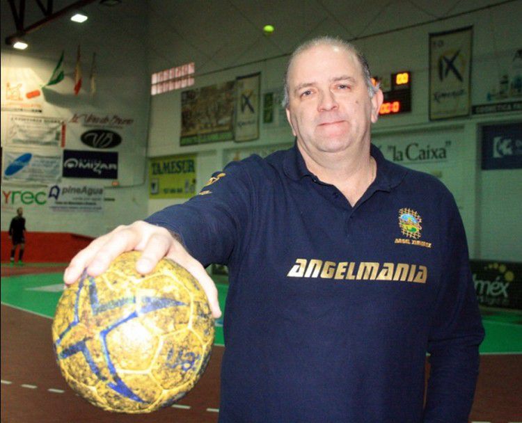 Betelt a pohár: kirúgták a Balmazújváros edzőjét
