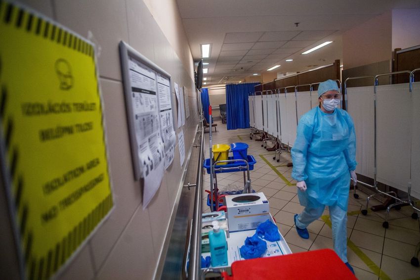 Az októberi halálozásokon már látszik a koronavírus-járvány