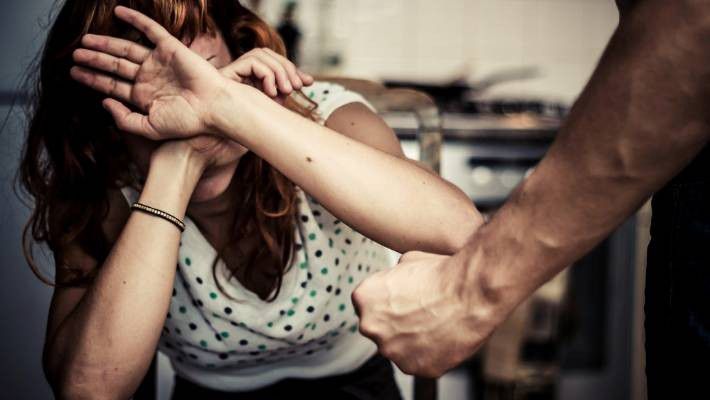 Gyereket rémített meg egy barátnőjére támadó férfi Szerencsen
