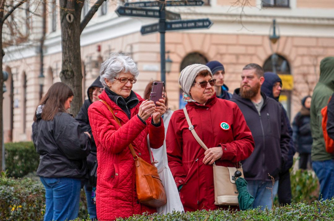 Botrány Debrecenben az orosz koszorú miatt