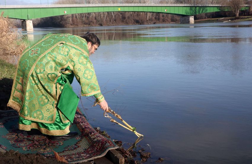 Megszentelték a Tisza vizét Tokajnál