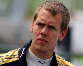 Vettel nyerte a Bahreini Nagydíjat