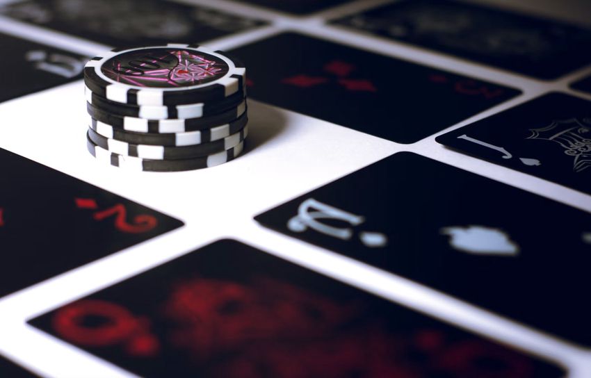 Hogyan kerüljük az online kaszinó csalásokat a nyerőgépes játékok használata közben?