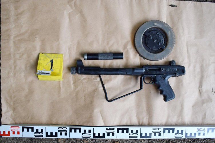 Fegyverarzenál Kazincbarcika közelében – a rendőrség végzett