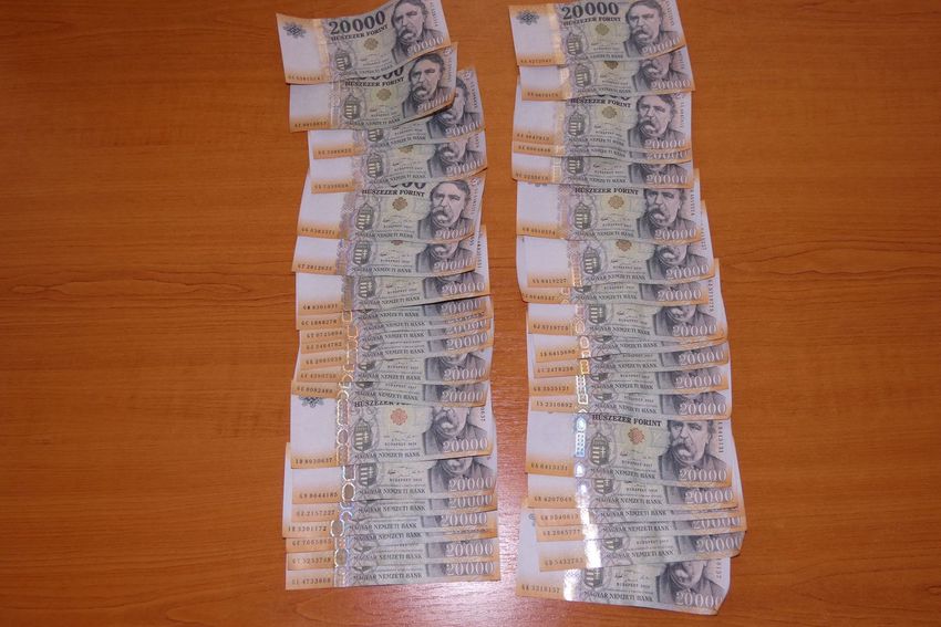 Több mint kétmilliót lopott egy 14 éves hajdúhadházi fiú