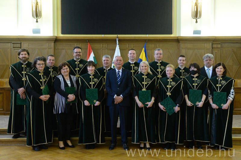 Köszöntötték a Debreceni Egyetem új professzorait