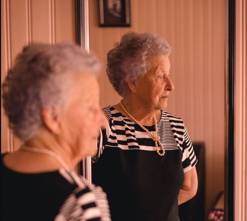 Korszerű napközi otthont kapnak az idősek Izsófalván