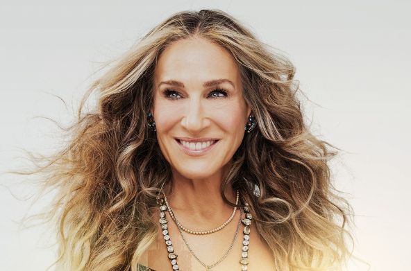 Hatvanéves mindenki Carrie Bradshaw-ja