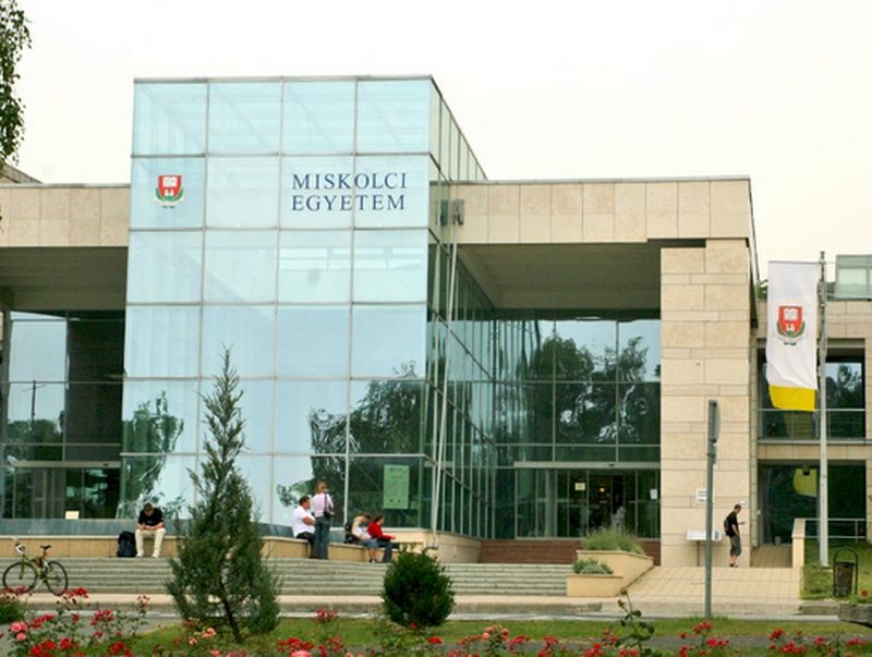 Világhírű cég támogatja a Miskolci Egyetemet
