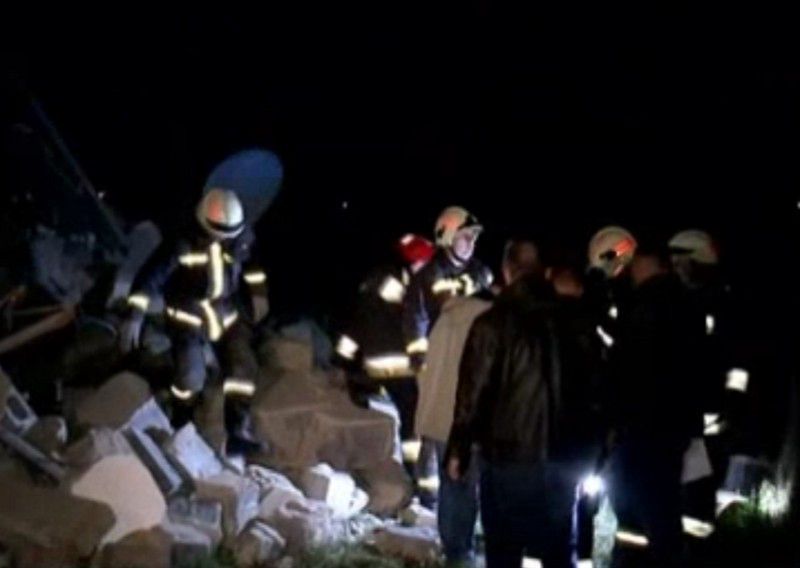 Tragédia Tiszalúcon: felrobbant egy családi ház