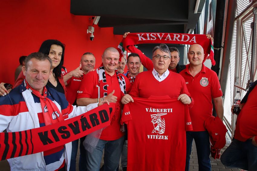 Vitézzé avatták Kisvárda polgármesterét