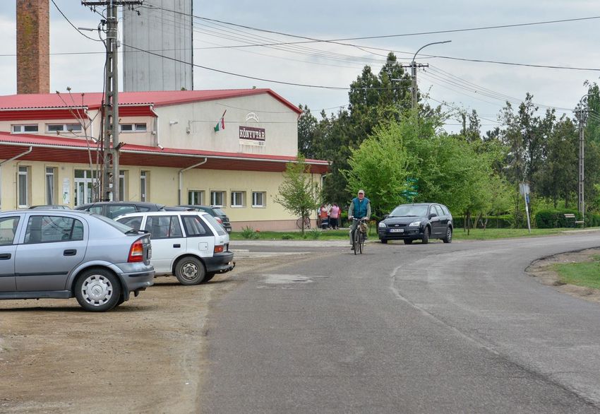 Lényegében mindegy ki, csak menjen Egyekre befektető