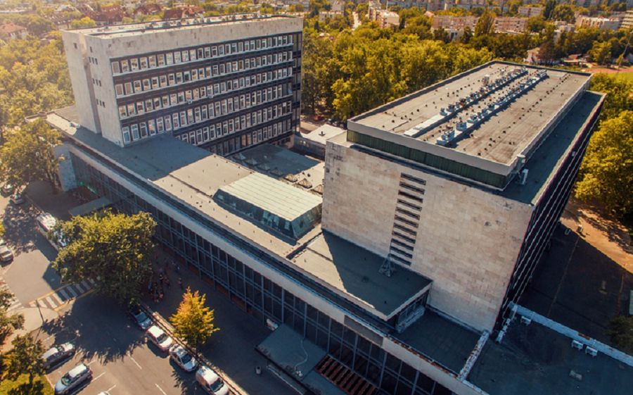 Két és fél milliárdból újul meg a Debreceni Egyetem két épülete 