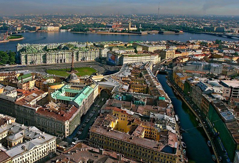 Nyitás Oroszország felé: Európa talán legszebb városába indul járat