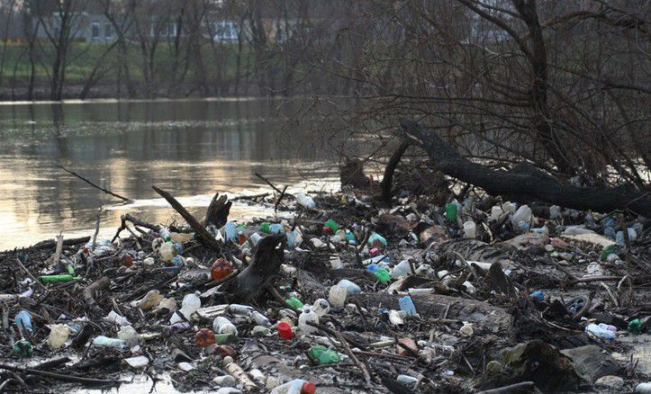 Keményen szennyezik a Tiszát a szomszédok
