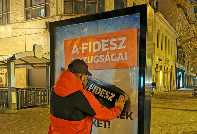 A Fidesz reagált a Momentum debreceni akciójára