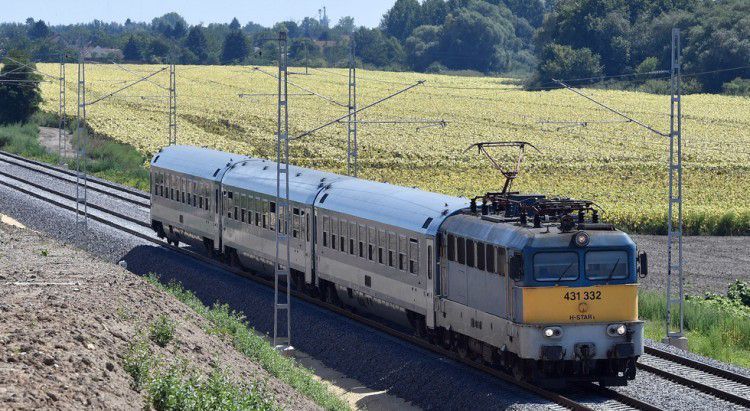 Óraátállítás: a záhonyi vasútvonalon is változik a menetrend