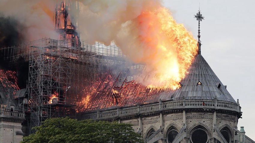 Kézművesek segíthetnek a Notre-Dame újjáépítésében 