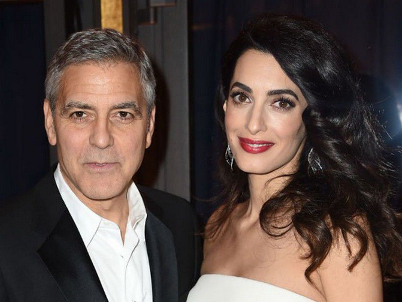 Hatalmas összeget adományozott a Clooney házaspár