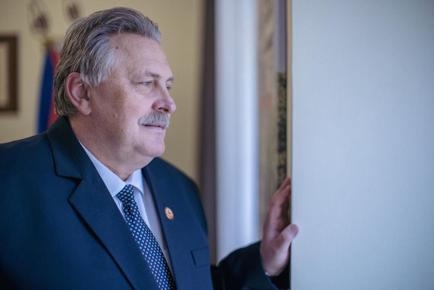 Hivatalos: Miskolc polgármestere nem száll újra harcba a polgármesteri székért