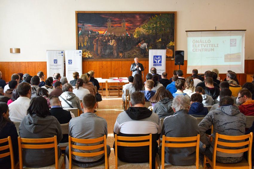Fogyatékossággal élőket segítő applikációt mutattak be Debrecenben