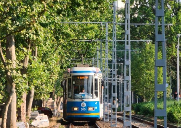 Debrecen: két napig két szakaszban közlekedik a villamos