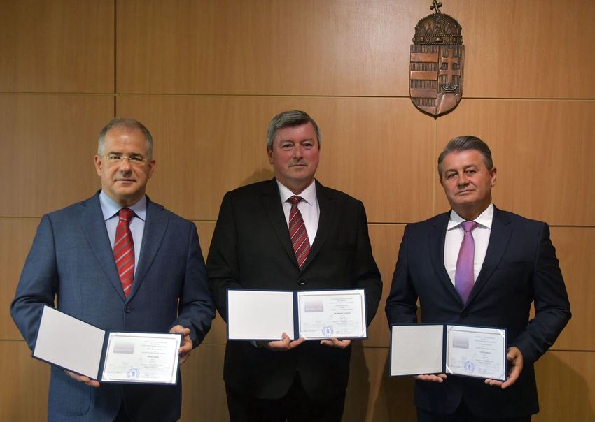 Átvették megbízóleveiket Debrecen országgyűlési képviselői