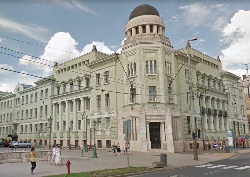 Korszerűsítik Debrecenben a földhivatal épületét
