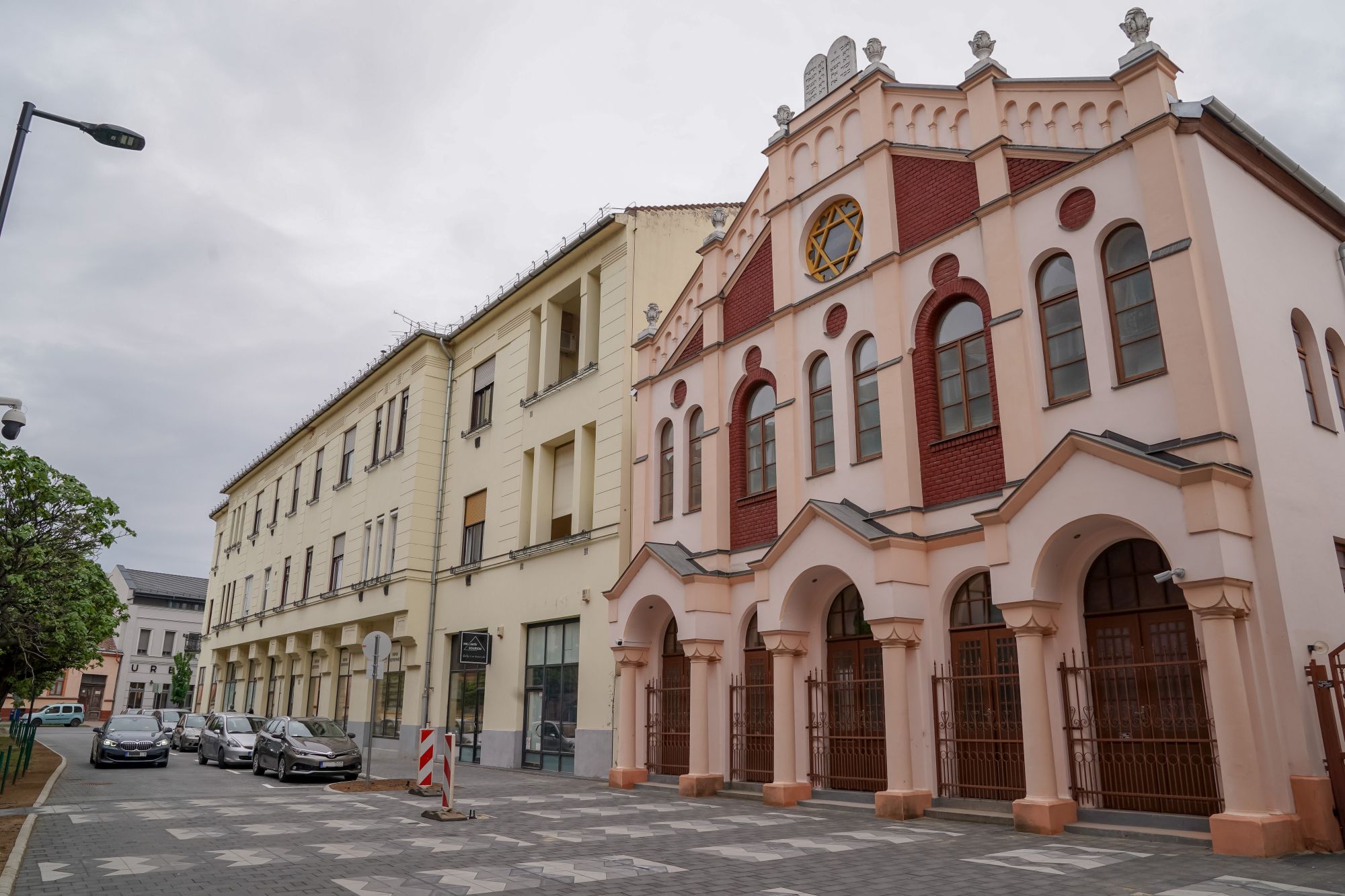 Rendbe szedték a belváros leghepehupásabb utcáját Debrecenben