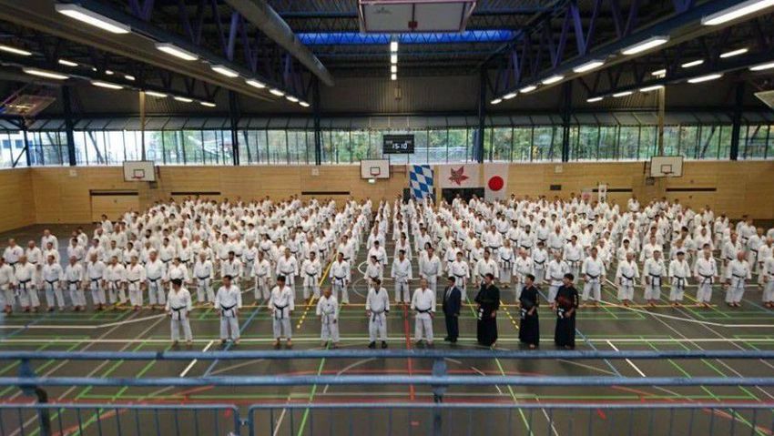Nagytudású japán karatemester tart bemutatót Debrecenben