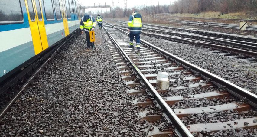 Vonatgázolás:  jelentős késések a Miskolc–Nyíregyháza szakaszon