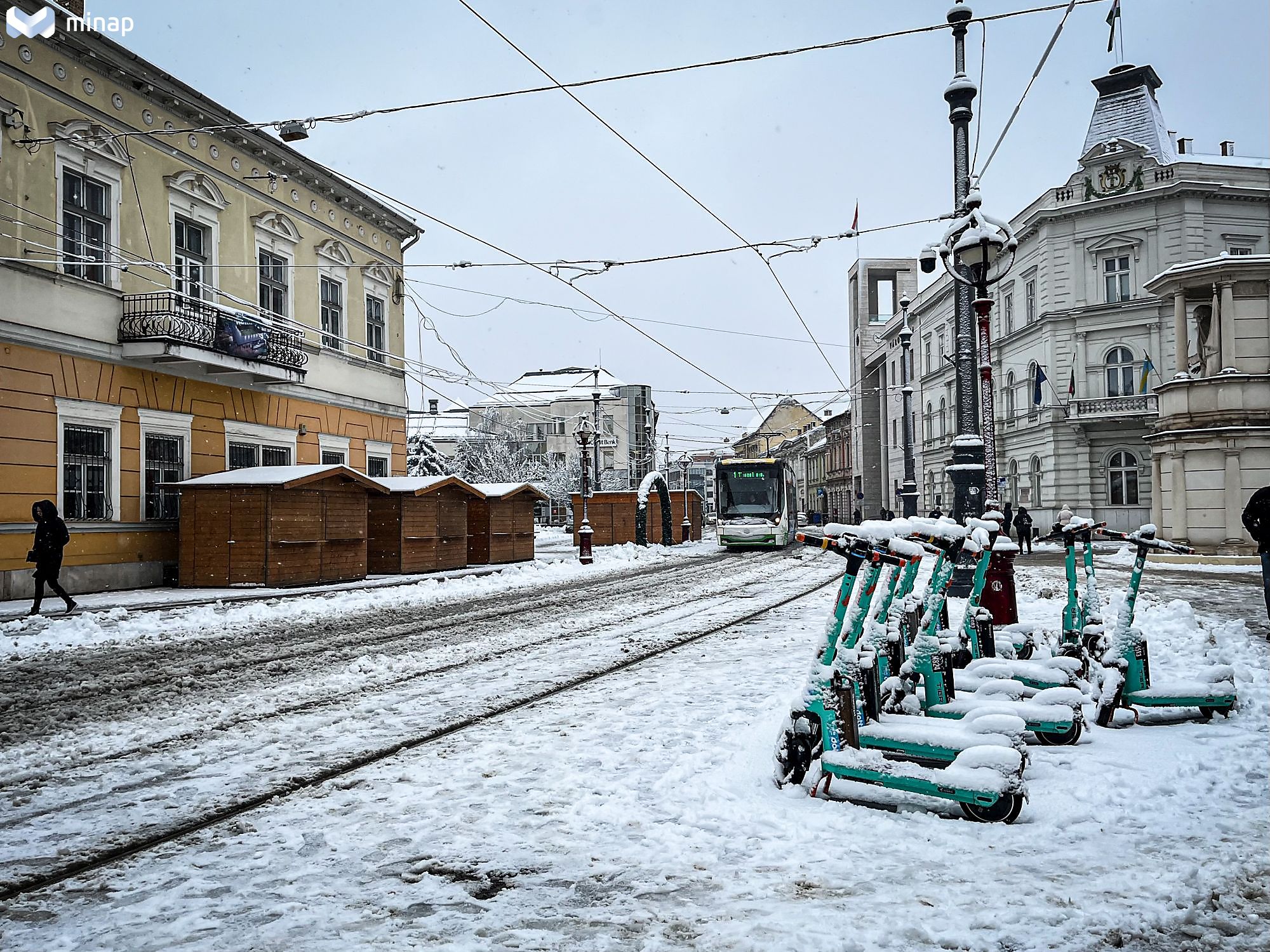 Miskolcon is kifehéredett a táj