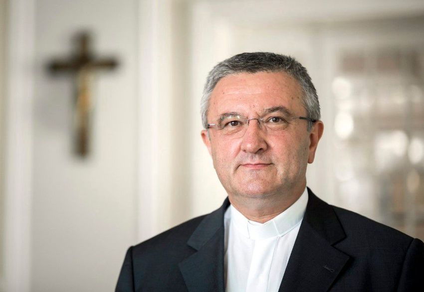 A magyar püspök, aki ellenzi lombikbébiprogramot