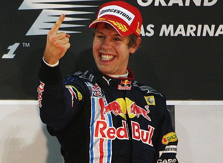 Sebastian Vettel nyerte a Maláj Nagydíjat