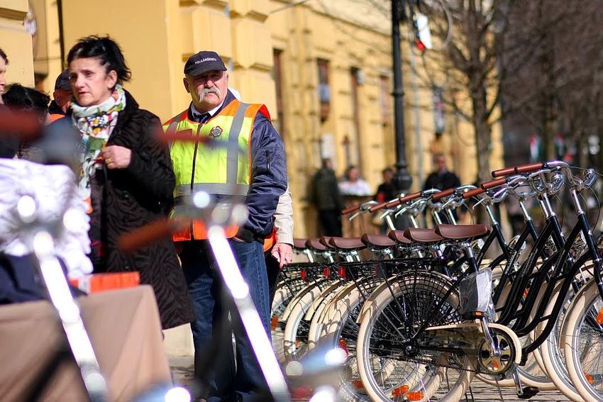 Új bringákra pattannak a polgárőrök Nyíregyházán