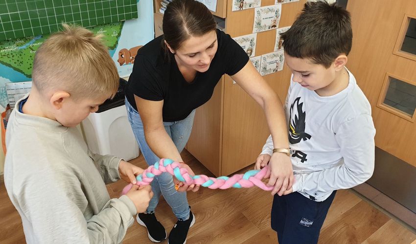 Szülőket „vizsgáztattak” diákok a Szoboszlói úton