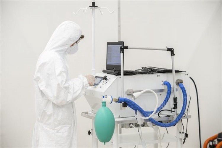 Kezdődhet a magyar lélegeztetőgép klinikai tesztelése