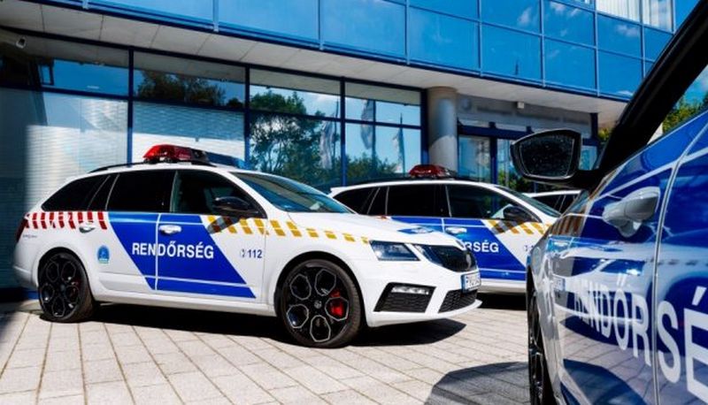 Olyan sportos rendőrautó jött Szabolcsba, hogy megszólal