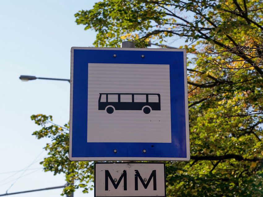 Több buszjárat is terelőútvonalon jár a Debrecen Drive alatt