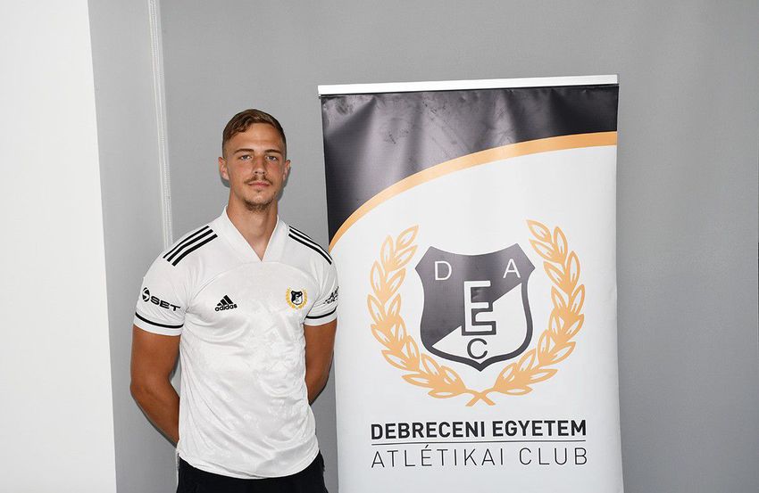 A Szparitól érkezett védő Debrecenbe