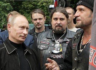 Putyin, a szelíd (?) motoros